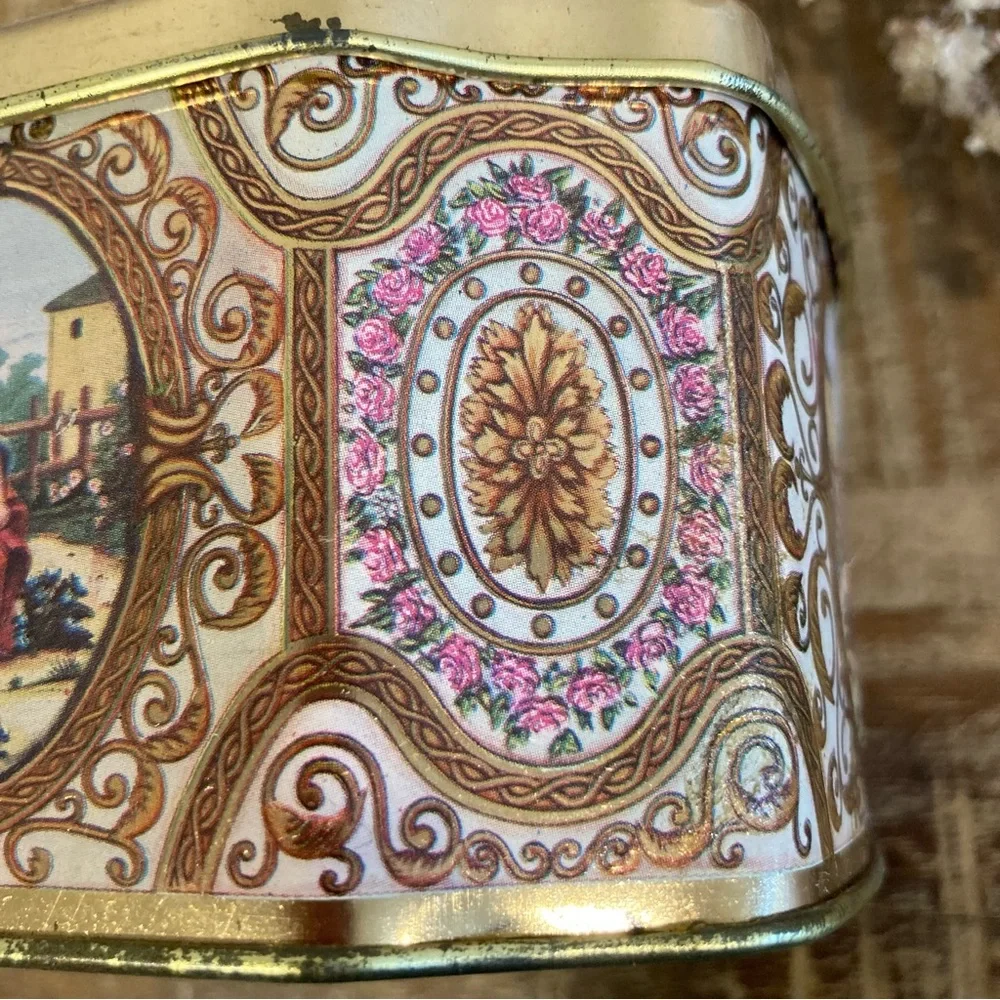 Vintage Metal Tin Meister Brazil Trinket Box